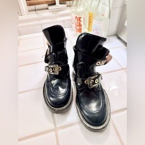 BALENCIAGA CEINTURE LEATHER ANKLE BOOTS